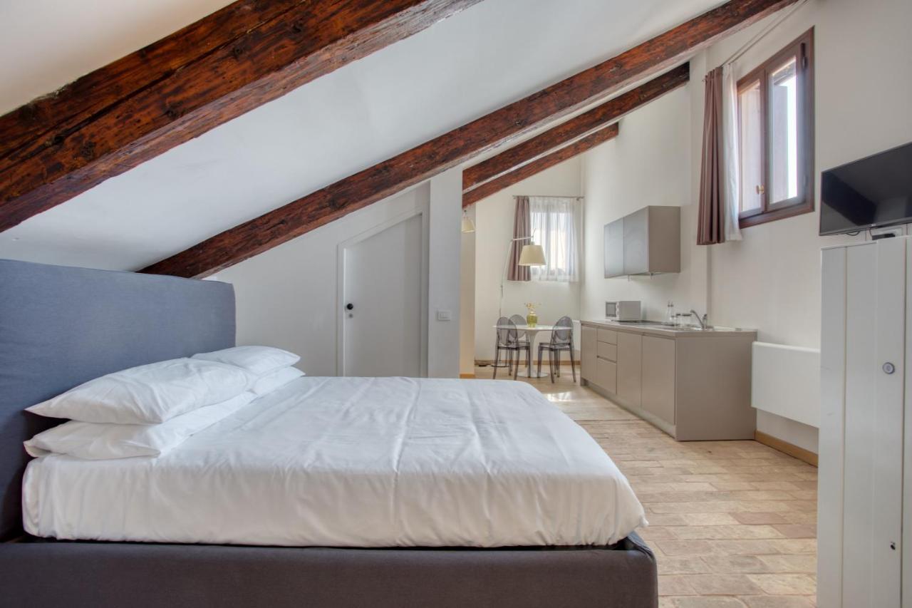 Ca Margherita Loft & Square Palazzo Grifalconi Apartment Venice