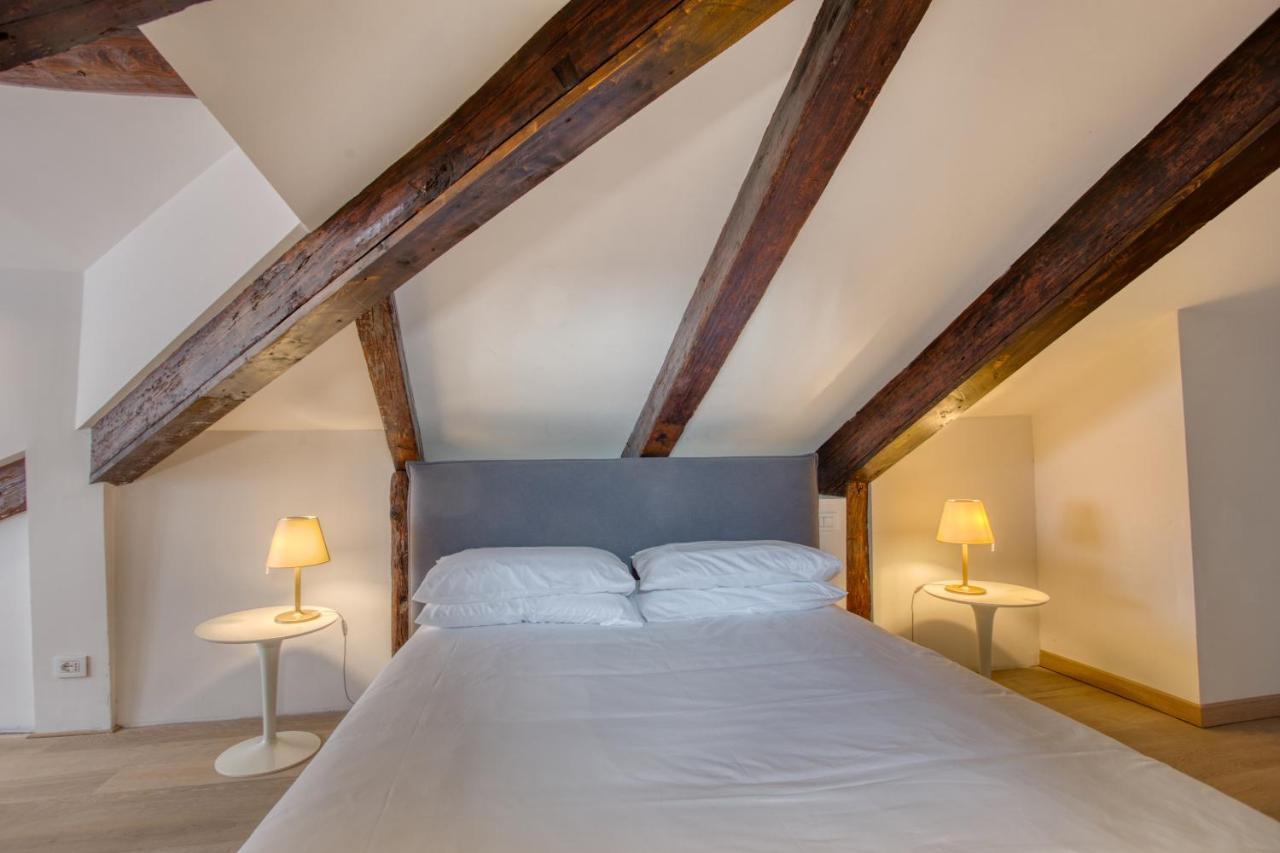 Ca Margherita Loft & Square Palazzo Grifalconi Apartment *
