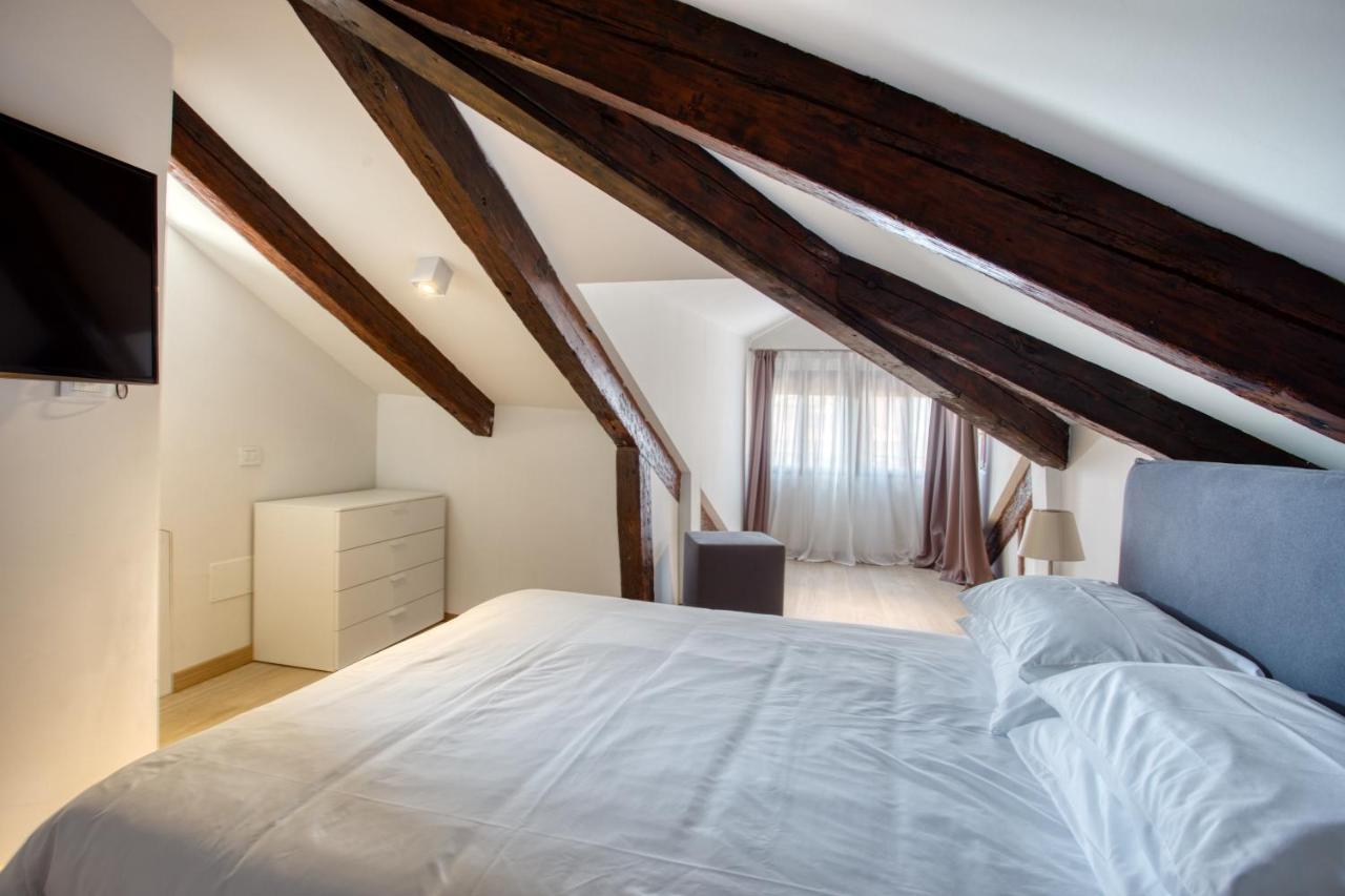 Ca Margherita Loft & Square Palazzo Grifalconi Apartment