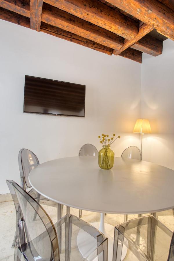 Ca Margherita Loft & Square Palazzo Grifalconi Apartment *